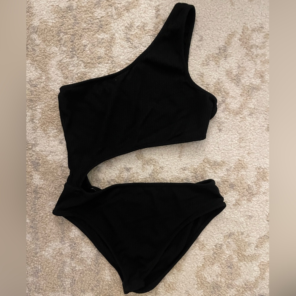LF Emma & Sam One Shoulder Bodysuit with Stomach Cut Out